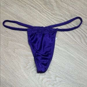 2004 Y2K Vintage 100% Silk Victoria’s Secret Thong Panty S